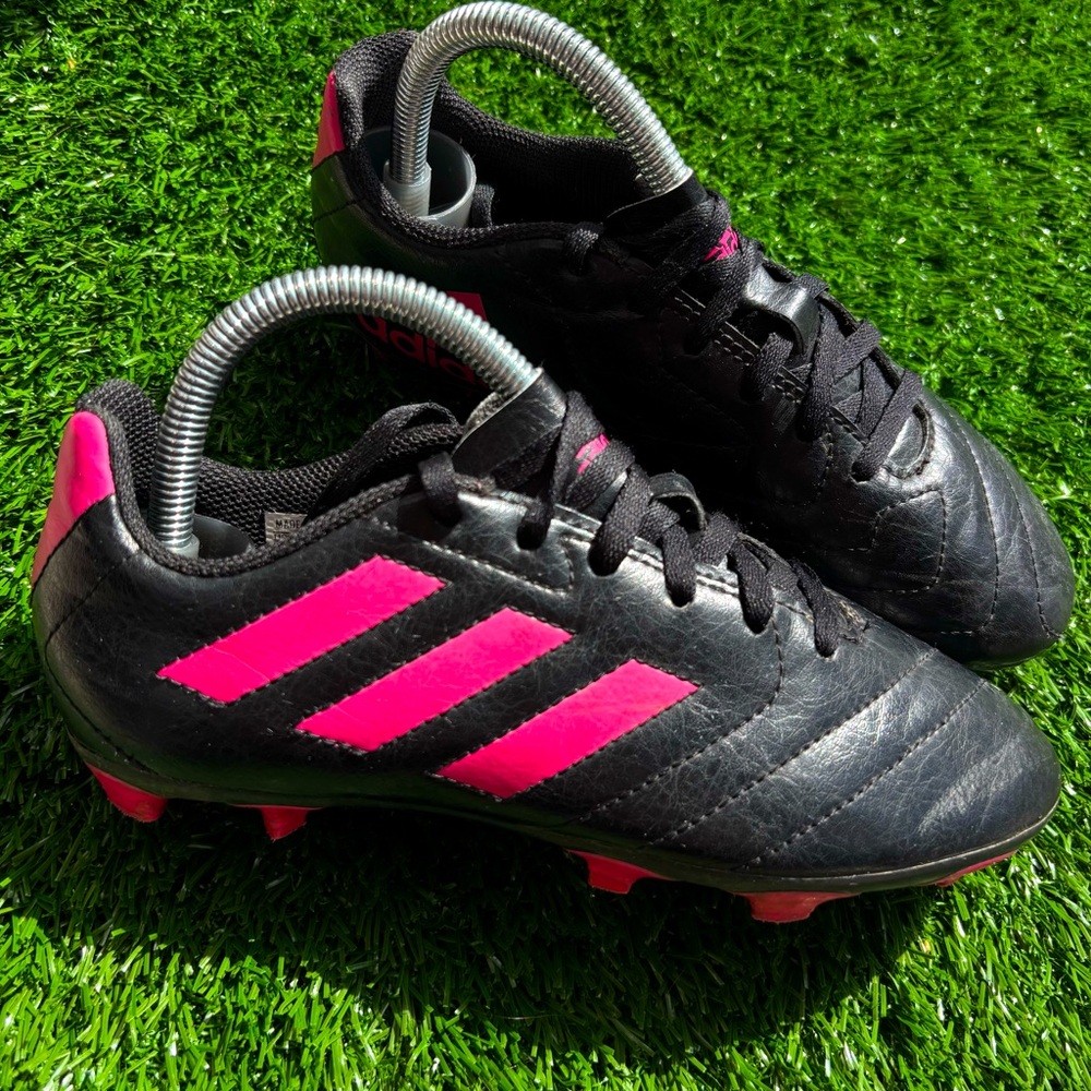 Adidas Goletto Cleats Black Pink Soccer Shoes Athletic Sports‎ Girls size 3